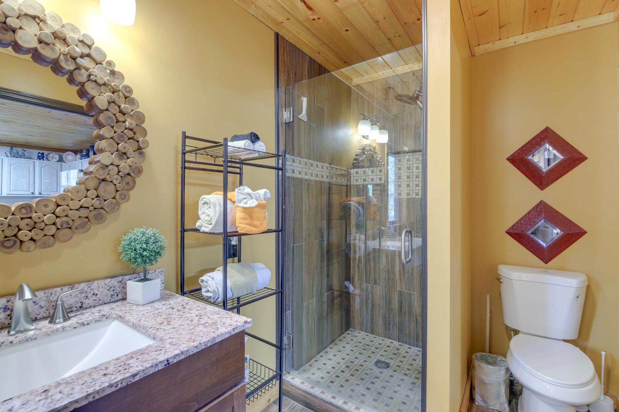 Above And Beyond Pigeon Forge Cabin With Prime Views! Экстерьер фото