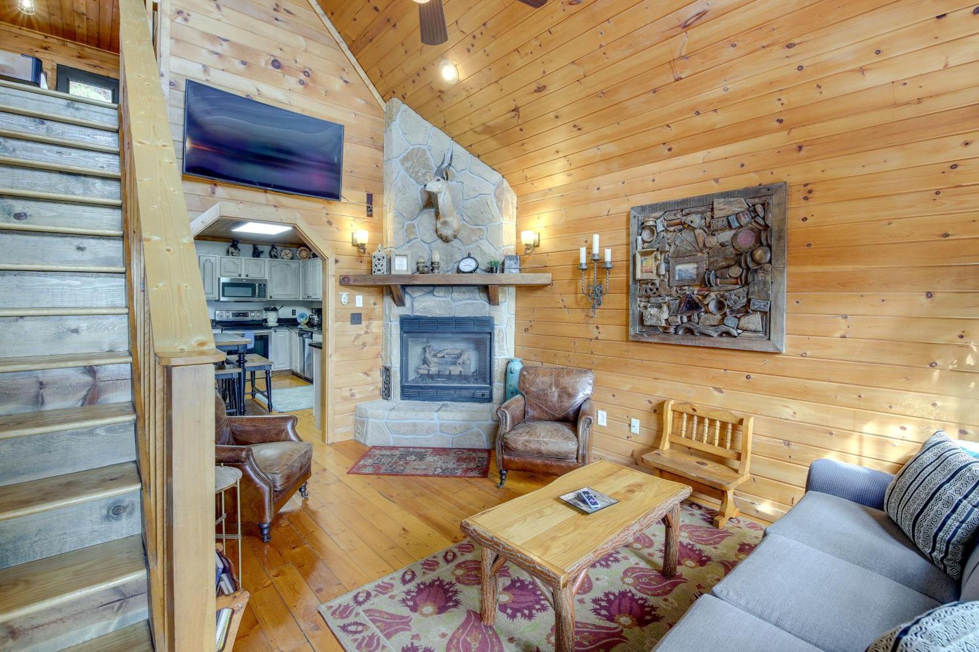 Above And Beyond Pigeon Forge Cabin With Prime Views! Экстерьер фото