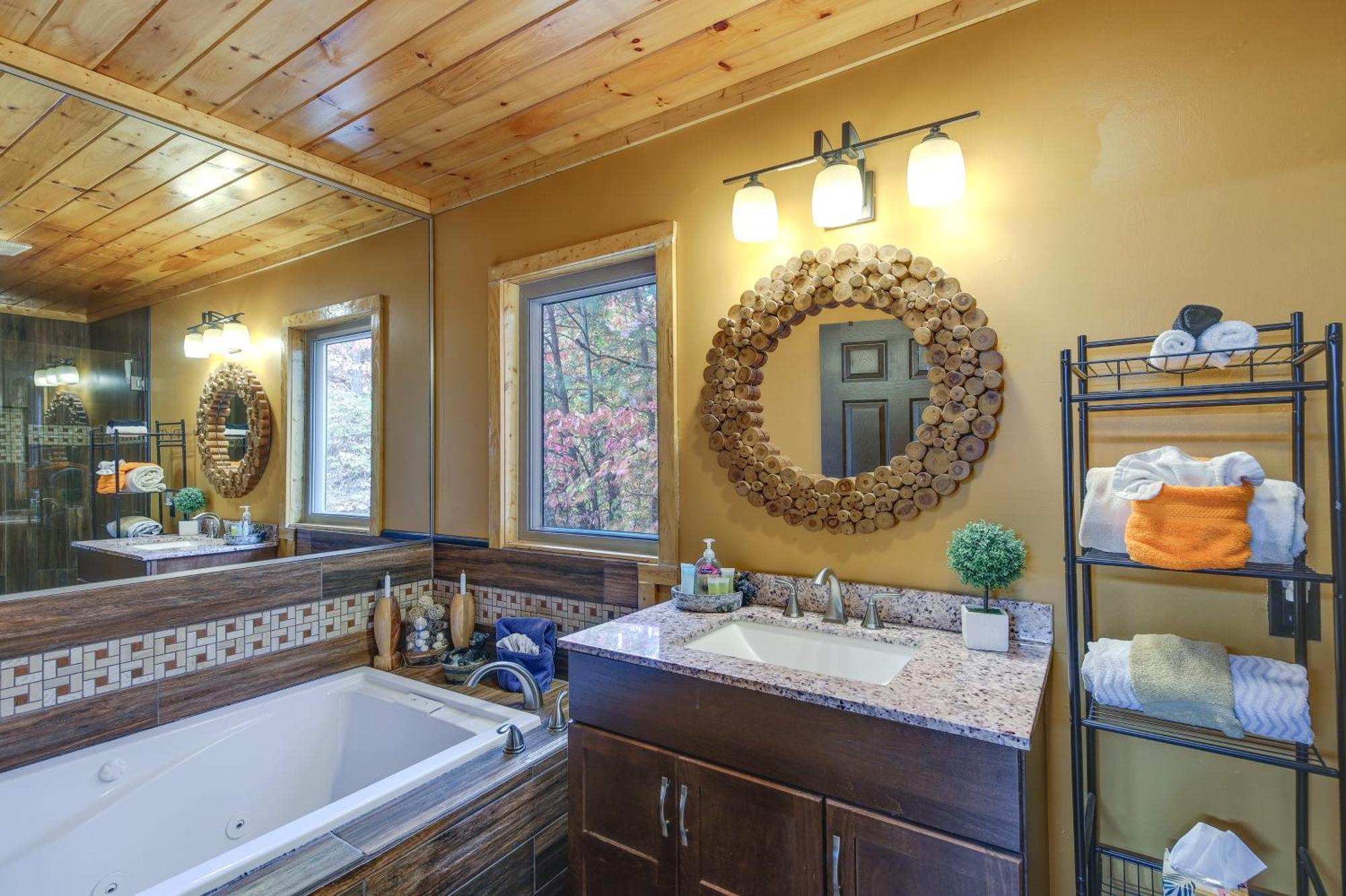 Above And Beyond Pigeon Forge Cabin With Prime Views! Экстерьер фото