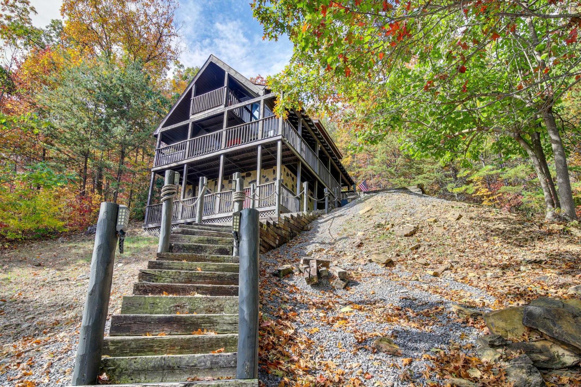 Above And Beyond Pigeon Forge Cabin With Prime Views! Экстерьер фото